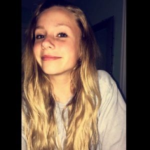 Meet your Posher, Vanessa